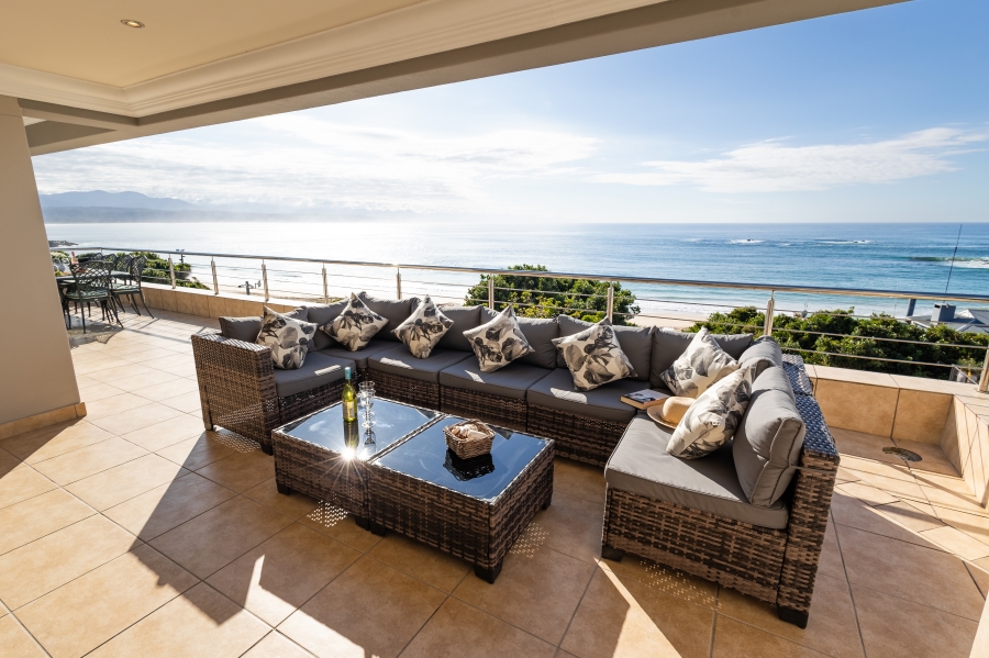 7 Bedroom Property for Sale in Beacon Isle Western Cape